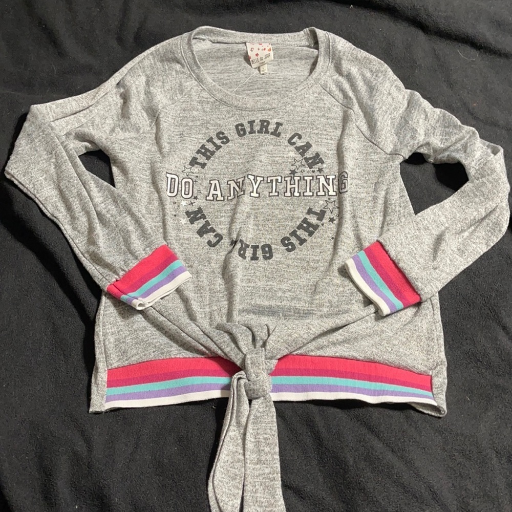 Cute girl’s long sleeve top L